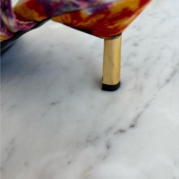 J.Renee Multicolor Floral Sandals with Embellishments - Picture 4 of 9